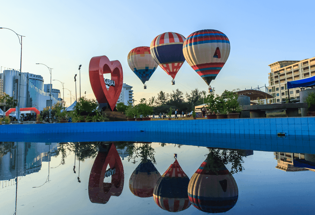 Hot air balloons